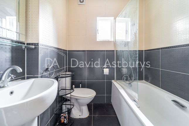 9, Wedmore Gardens, Archway photo 5