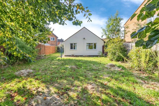 3-bed other on 12, Derwent Rise, Bedford, £390,000