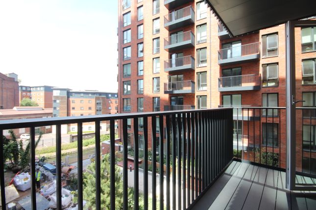 Thumbnail Flat to rent in The Fazeley, Snow Hill Wharf, Shadwell Street, Birmingham