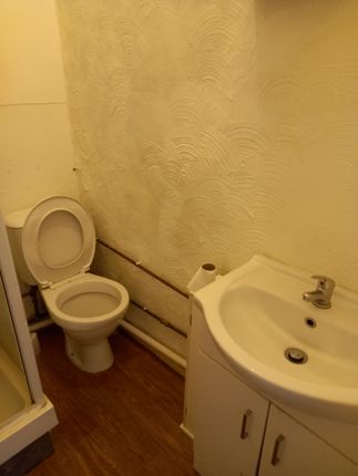 47a, UTTOXETER ROAD , Stoke-on-Trent photo 3