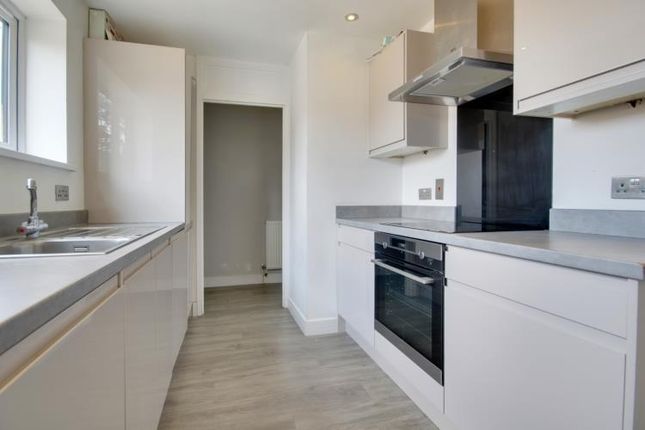4, White Hart Court, St. Ives photo 3