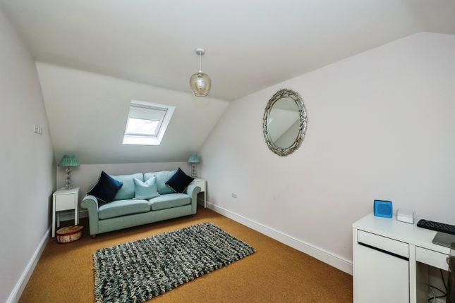 Link-detached house for sale in Cottonwood Close, Waterlooville