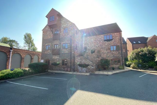 Thumbnail Flat to rent in The Mill, Granary Place, Kingsbury, Tamworth
