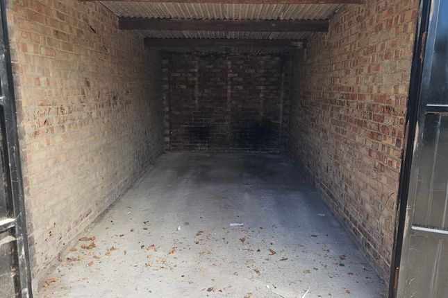 279a, Kenton Lane photo 2