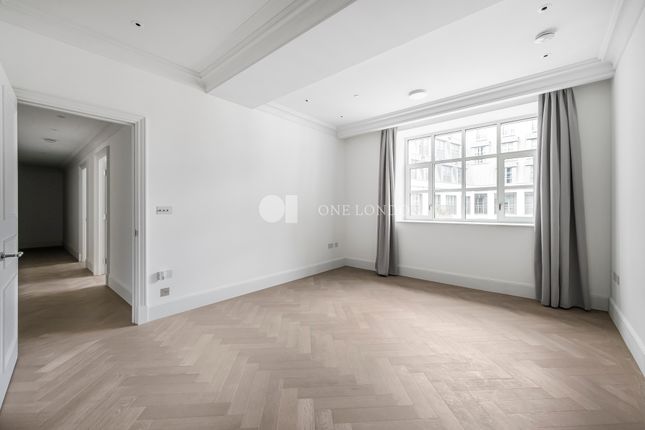 Flat to rent in Westminster, London