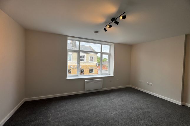 Flat 1, Dudley photo 2