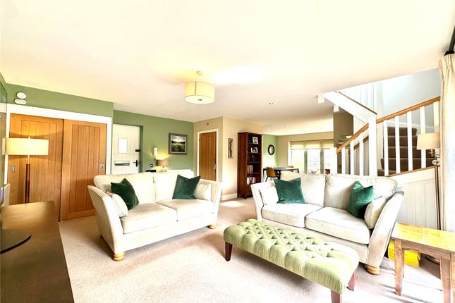 6, Pembroke House, The Planks photo 4