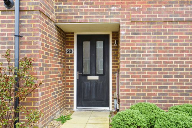 20, Leo Road, Margate photo 2