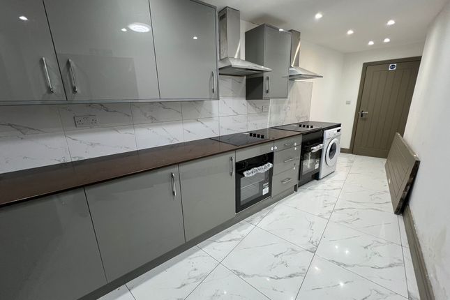 158, Norwood Road, SOUTHALL photo 4