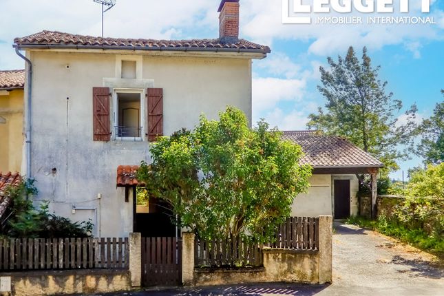 Thumbnail Villa for sale in Massignac, Charente, Nouvelle-Aquitaine