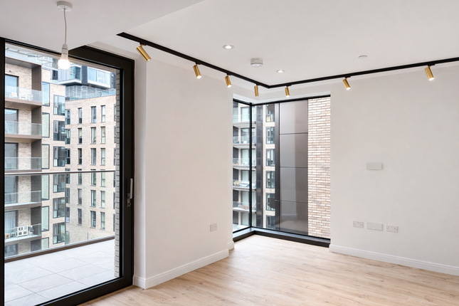 2-bed flat on Apartment 414, Vermont House, London, £1,100,000