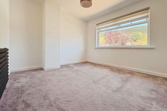 13, Heol Cwmmawr, Port Talbot photo 4