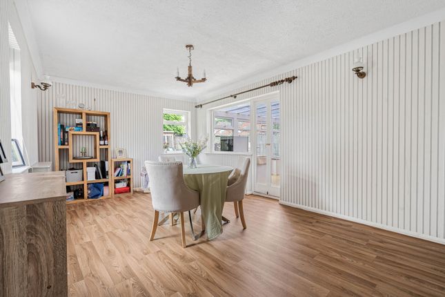 16, Elvedon Way, Newmarket photo 4