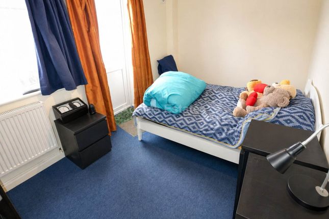 Flat 1, Elm Road, Reading photo 4