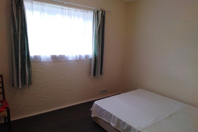 62, SWANSEA photo 4