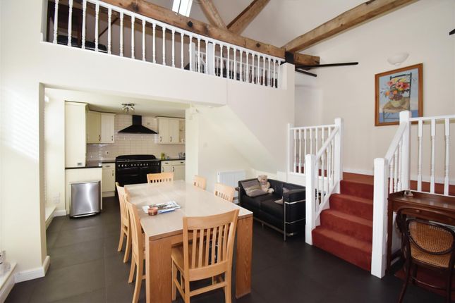 13B, High Street, Titchfield photo 5