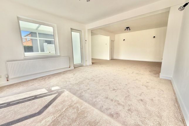 10, Straits Road, Dudley photo 3