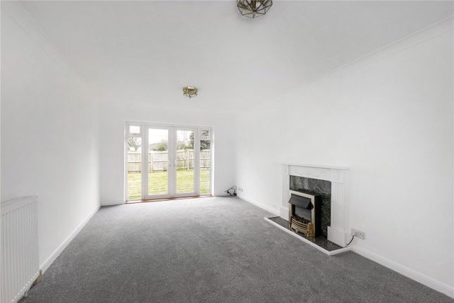 1, Garth Court, Lingfield photo 3