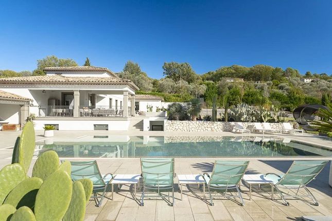 Villa for sale in Valbonne, Mougins, Valbonne, Grasse Area, French Riviera