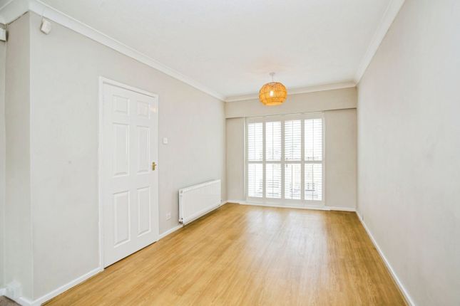 Cedar Lea, Bradshaw Lane, Halifax photo 3