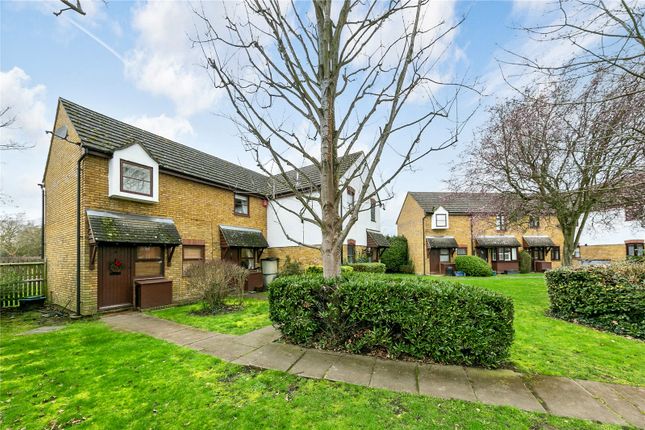 5, Tulip Close, Hampton photo 2