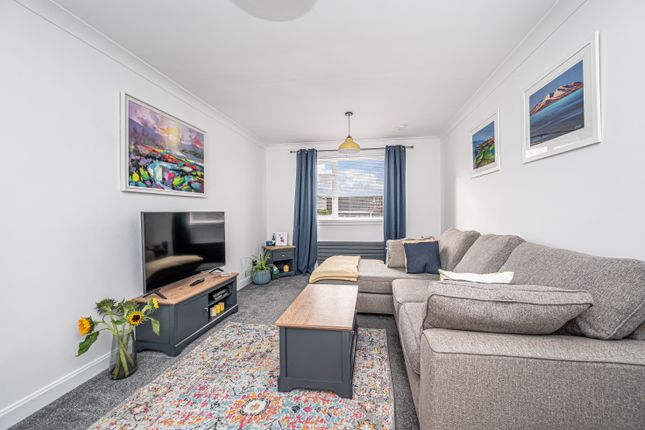 7, Woodlands Drive, Crossford photo 3