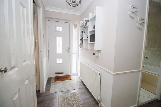 24, Plane Tree Way, Filey photo 4