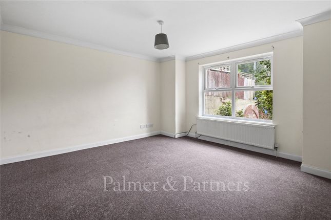 2, Mitre Way, Suffolk photo 2