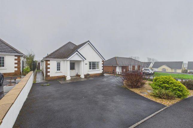 3-bed house on Betws, 27, Parc Mansant, Pontyates, £264,950