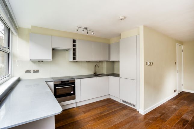 Thumbnail Flat to rent in North Rise, St George's Fields, London