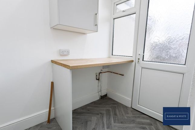 15, Victor Street, Mountain Ash photo 4
