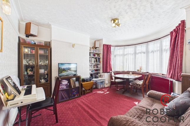 65, Torrington Road, Ruislip photo 2