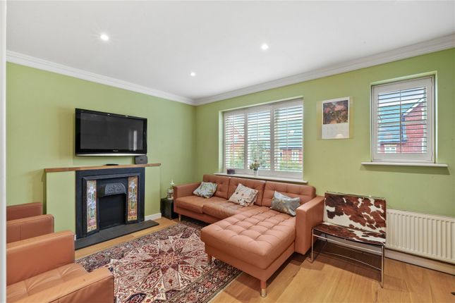 Town house for sale in Harlesden Road, London