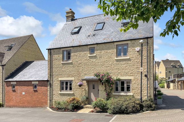 Thumbnail Detached house for sale in Ovens Close, Cirencester
