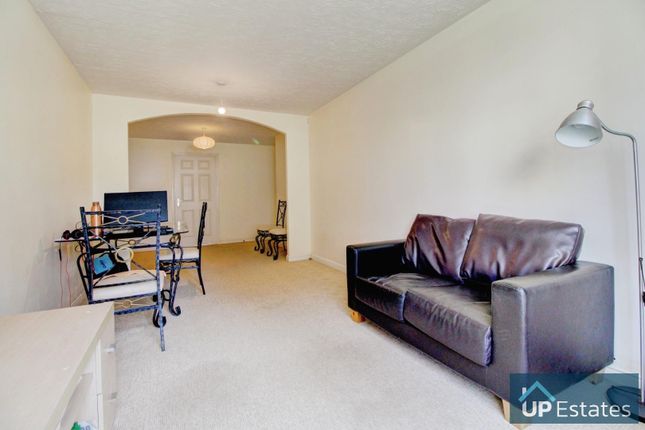 Flat 8 Pipers Court, Beanfield Avenue, Coventry photo 4