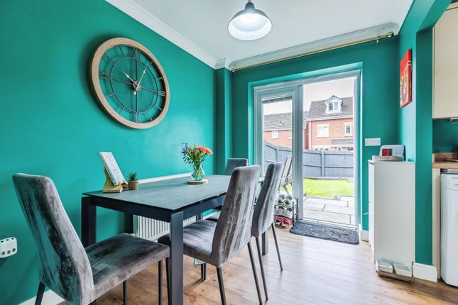 601, Preston Road, Chorley photo 3