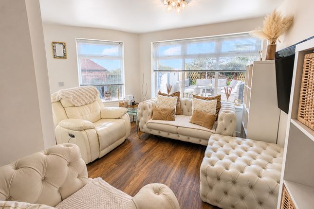 128, Greenacres, Ardrossan photo 3