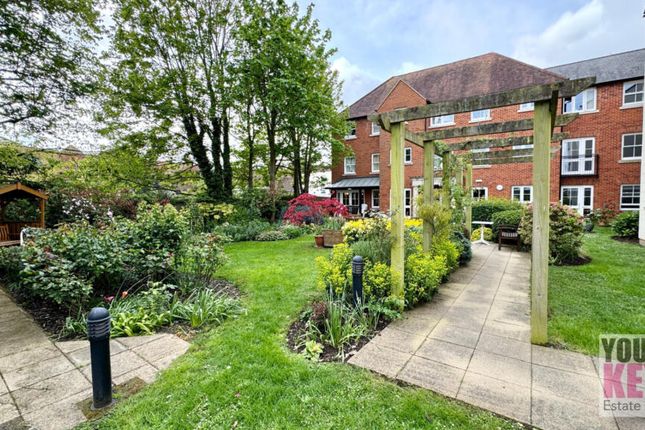 Flat for sale in Abbots Lodge, Roper Road, Canterbury, Kent