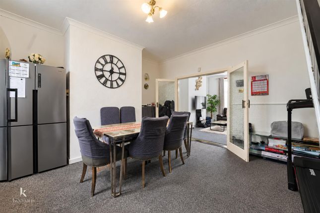 12, Reservoir Street, Rochdale photo 2