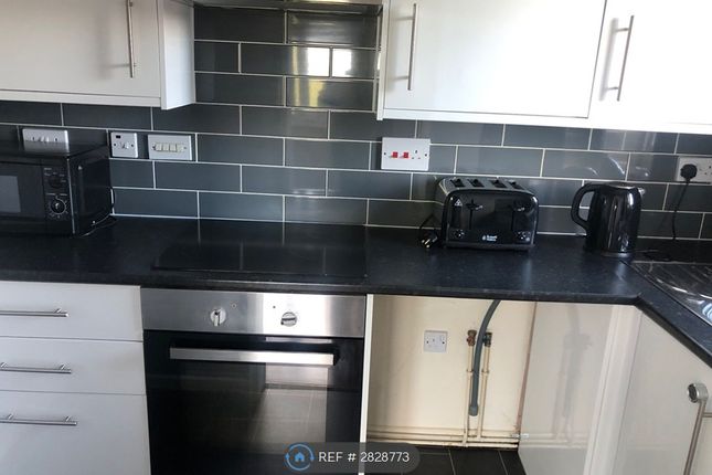Haydock Close, Chester photo 2