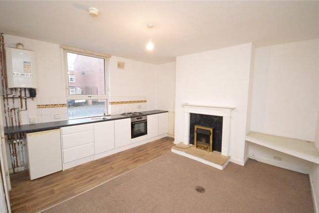 8, Recreation Street, West Yorkshire photo 2