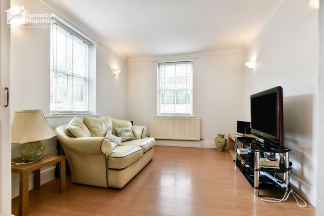 Flat 6, Upton Mount, Macclesfield photo 4
