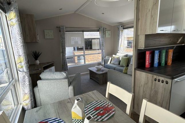 Holiday Home, Willerby Canterbury, Towyn Road, Towyn photo 2