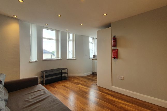 1 Bedroom First Floor Flat