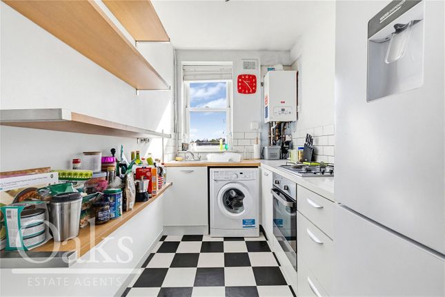 121a, Streatham Vale, London photo 4
