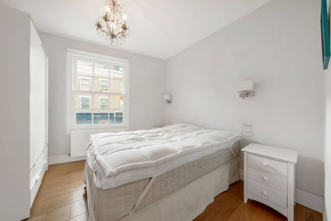Flat to rent in Lillie Road, Munster Village, London