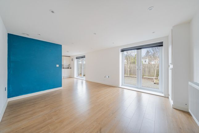 Flat 1A, 75-77,, St. Johns Hill, Kent photo 3