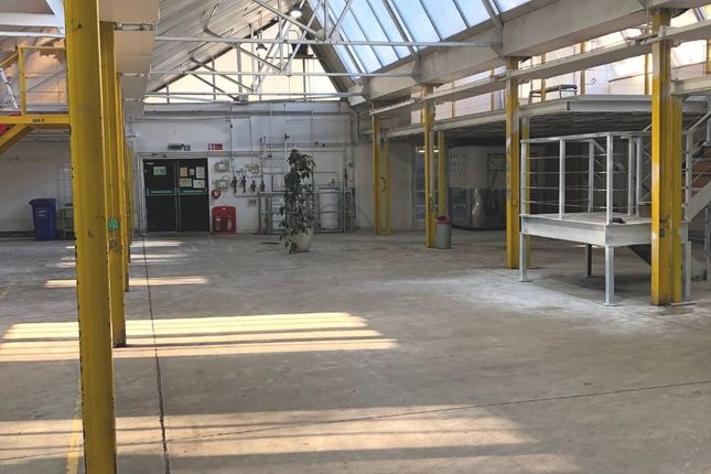 Thumbnail Industrial to let in Woodside Works, Summersby Road, Highgate, London