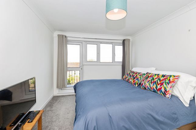 6, Heol Tregwyr, Kidwelly photo 4