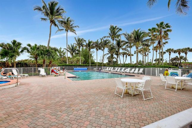 Town house for sale in 2700 North Highway A1A Unit 605, Hutchinson Island, Florida, United States Of America